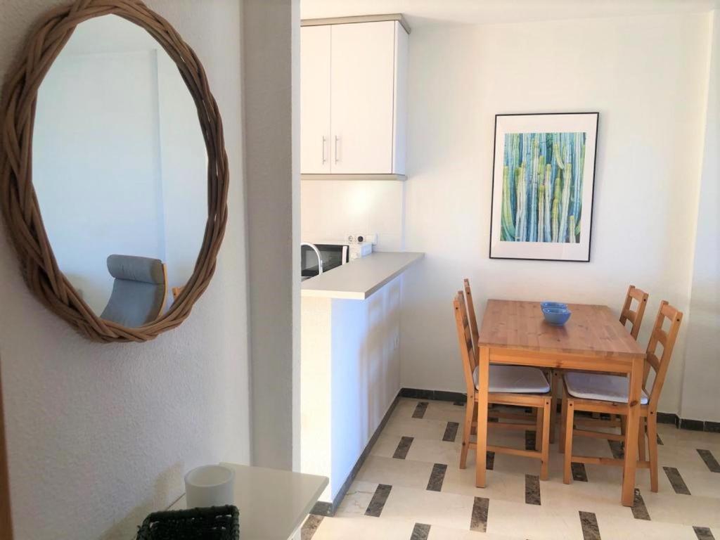 Acogedor apartamento frente al mar con piscina Altea Exterior foto